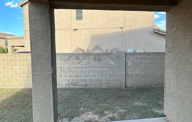 3 beds, 2.5 baths, 2,156 sqft, $2,200