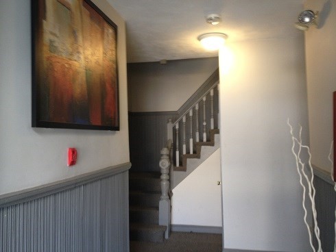 2 beds, 1 bath, 700 sqft, $3,300, Unit 6(3A)