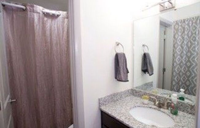 1 bed, 1 bath, 480 sqft, $1,165, Unit 205