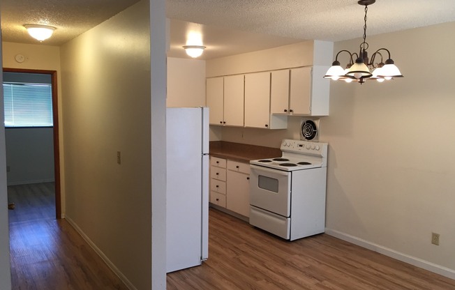 1 bed, 1 bath, 600 sqft, $1,095, Unit #14