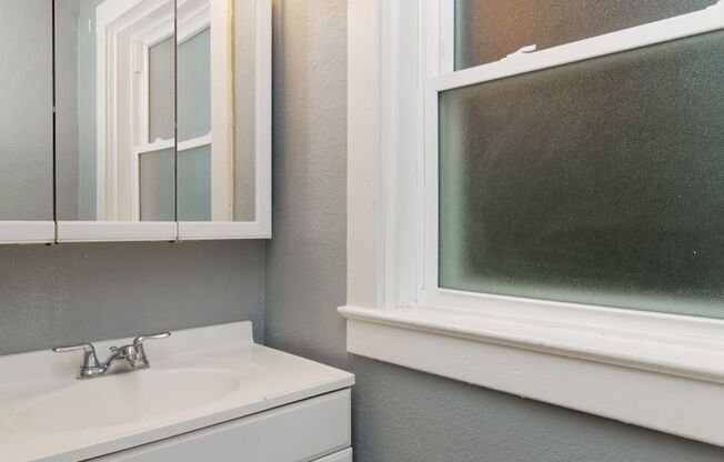 1 bed, 1 bath, 615 sqft, $1,795, Unit 106