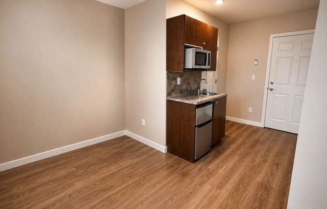 Studio, 1 bath, 154 sqft, $1,195, Unit 351