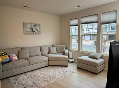 13052 COTTAGE CRES LN