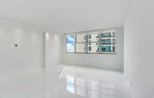 2 beds, 2 baths, 1,125 sqft, $3,500, Unit 1222