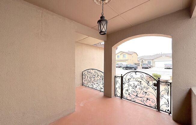 East El Paso 3 bed Refrig A/C!