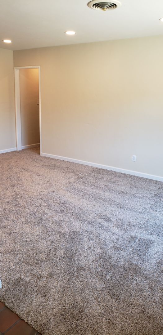 Fletcher Hills- 3 Bedroom/3 Bath Home For Rent
