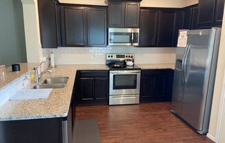 3 beds, 2 baths, $1,880