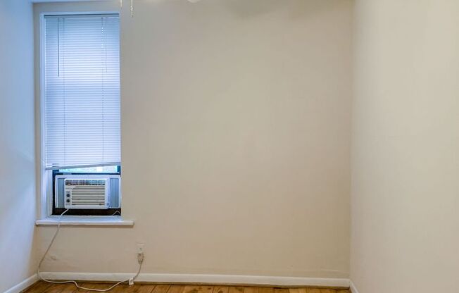 2 beds, 1 bath, 810 sqft, $3,000, Unit 1208WR-3