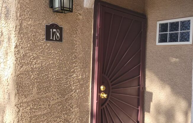 COMING SOON *Great 3 Bedroom Condo in Lakes Area*