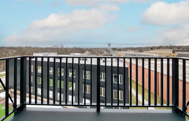 1 bed, 1 bath, 635 sqft, $1,594, Unit Unit 109