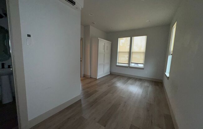 Studio, 1 bath, $1,100, Unit BC 166 A