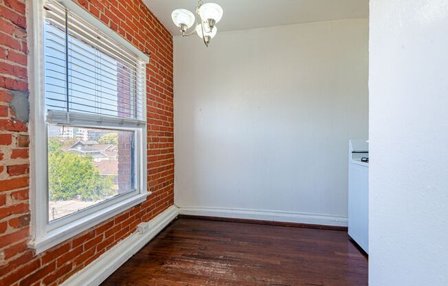 Studio, 1 bath, 350 sqft, $1,450, Unit Unit 407