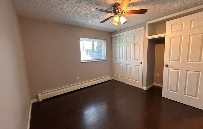 2 beds, 1.5 baths, $1,400