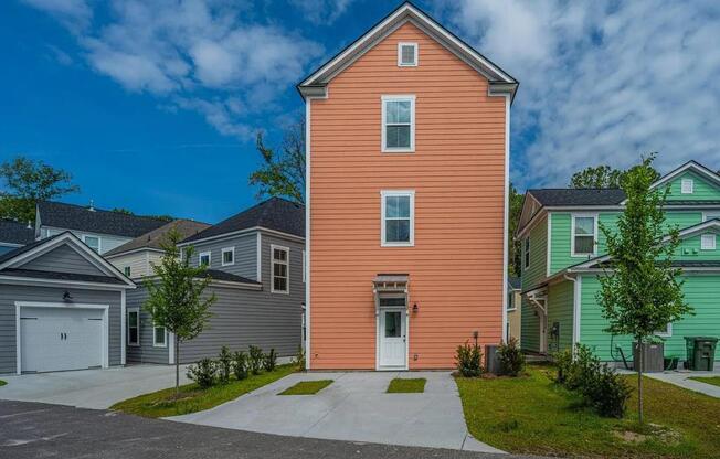1007 W PATTERSON PT