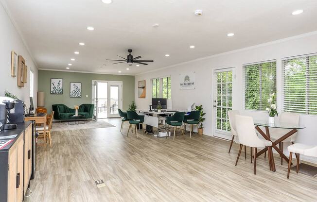 EXPERIENCE THE PRESERVE AT FOREST HILL