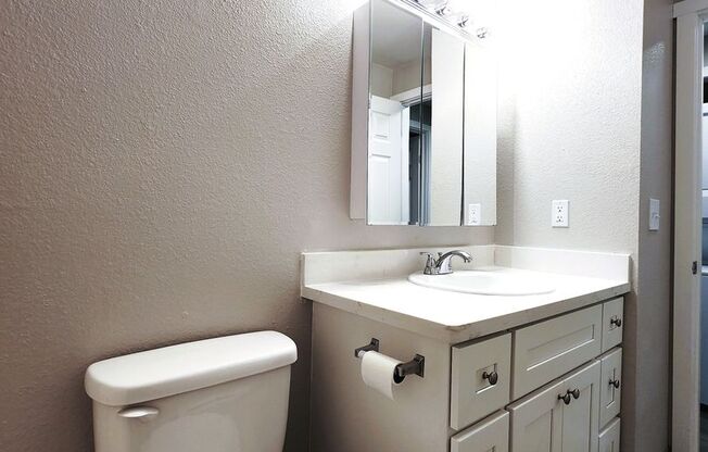 2 beds, 1 bath, 830 sqft, $1,445, Unit C-108