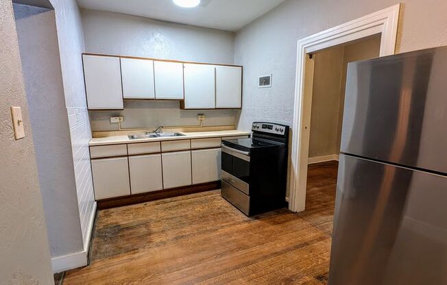 5916 Howe St in Shadyside