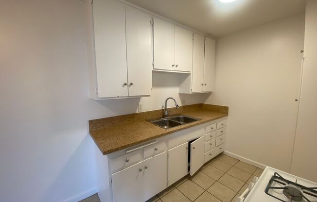 1 bed, 1 bath, 603 sqft, $1,695, Unit 1019-06