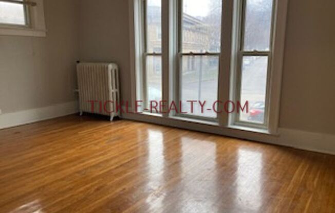 970 Strathmore