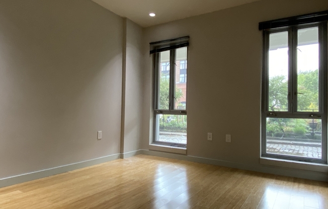 691 MASS AVE