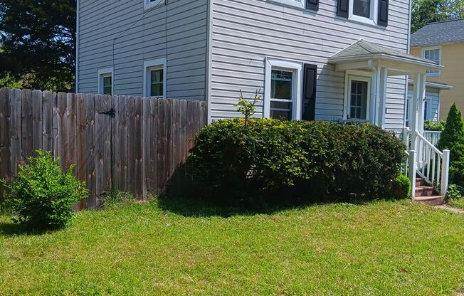 2 Bedroom, 1 Bath Single Family Home on Cul de Sac