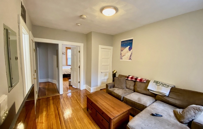 55 W CEDAR ST
