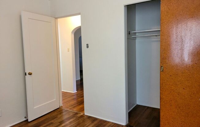 2 beds, 1 bath, $1,550