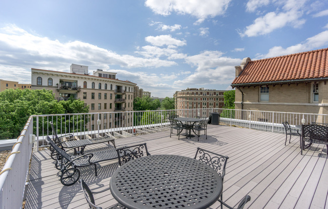 1 bed, 1 bath, 500 sqft, $2,100, Unit 110