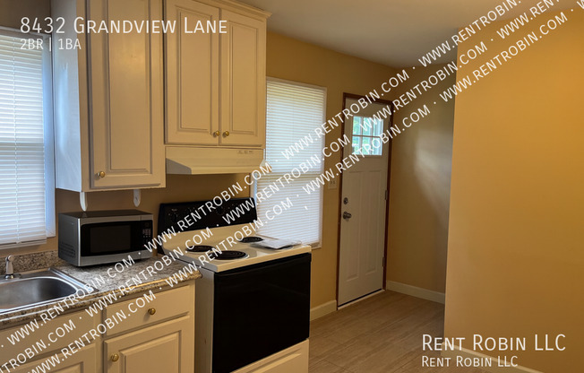 8432 GRANDVIEW LN