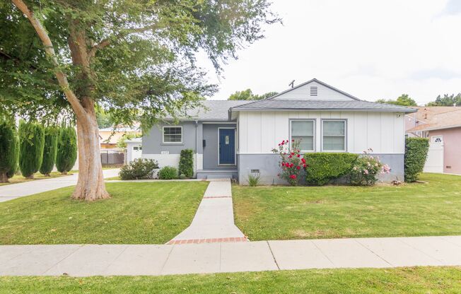 Charming single story home in heart of Reseda