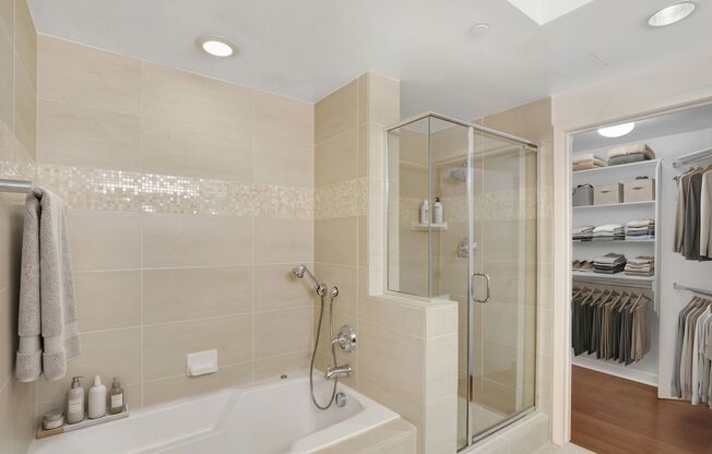 1 bed, 1 bath, 820 sqft, $3,795, Unit 216