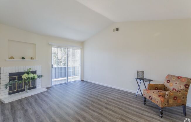 Cirby Oaks Apartments