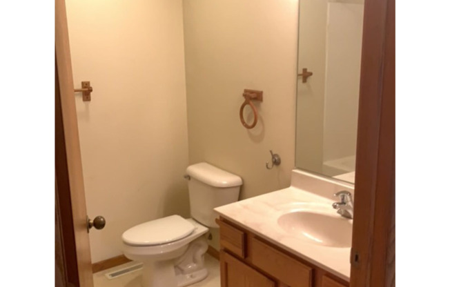 3 beds, 2 baths, $1,475