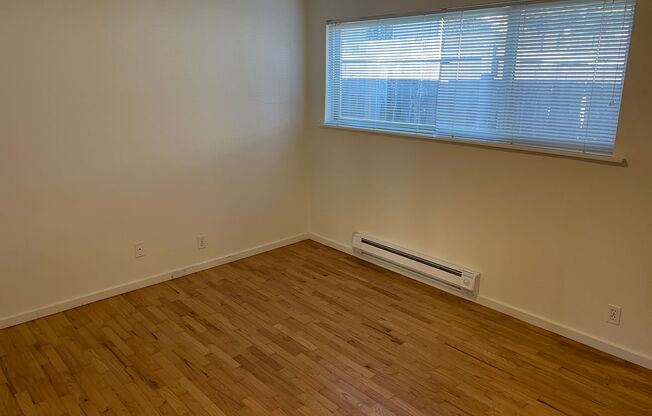 1 bed, 1 bath, $1,450, Unit Unit 4