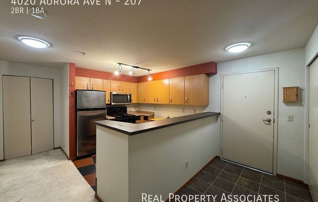 4020 Aurora Ave. N. #205