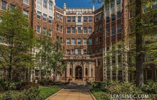 4707 CONNECTICUT AVE NW
