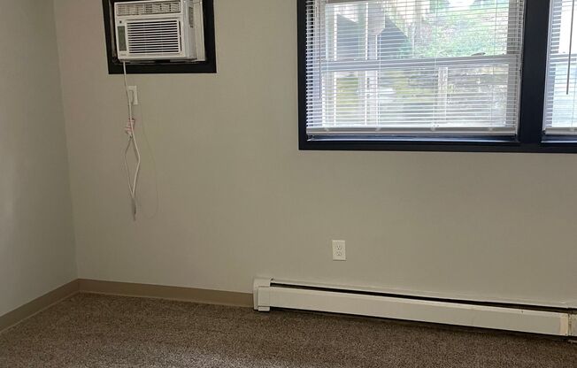 1 bed, 1 bath Apartments - First month rent free!