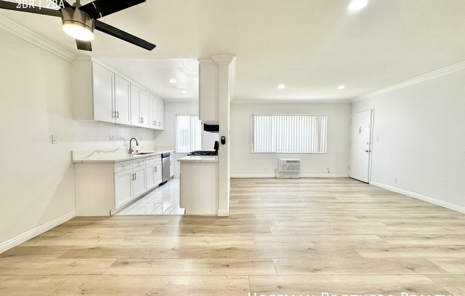 6025 WHITSETT AVE