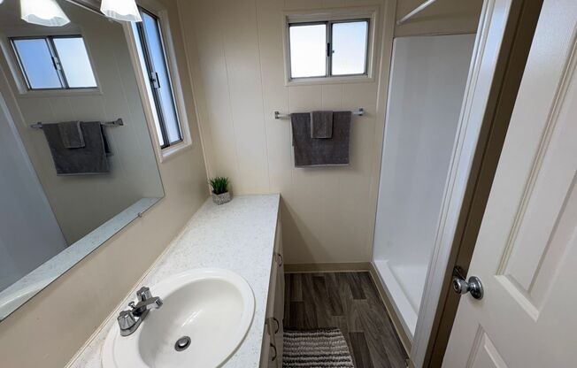 2 beds, 2 baths, 800 sqft, $3,495, Unit 39