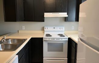 2 beds, 1.5 baths, 1,050 sqft, $1,295, Unit A