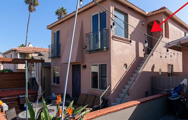 725 Santa Barbara Pl