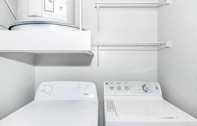 1 bed, 1 bath, 651 sqft, $1,300