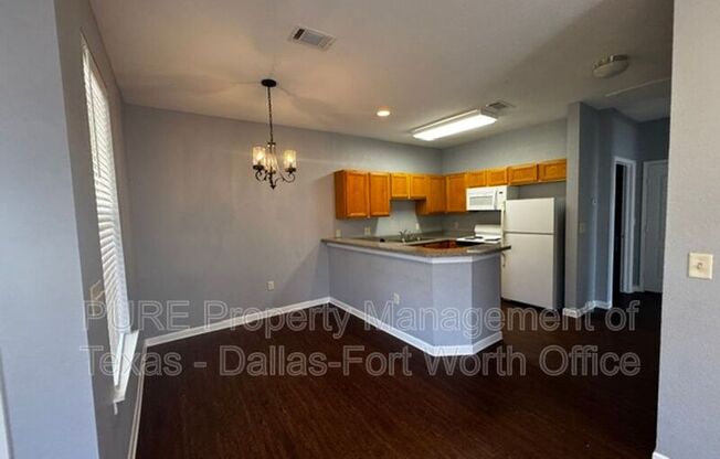 400 GLADE RD