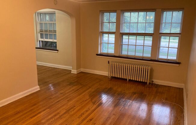 1423 Martha Washington Dr.
