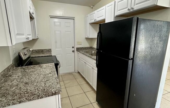 HC - Lawrence Street 3116