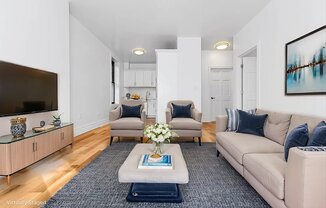 400 E 53 ST