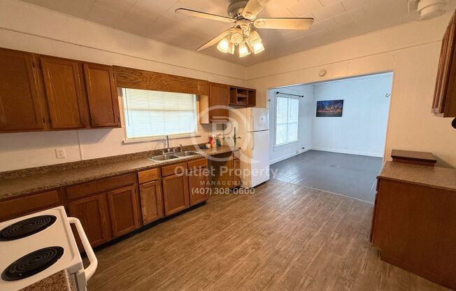 3 beds, 1 bath, $1,695