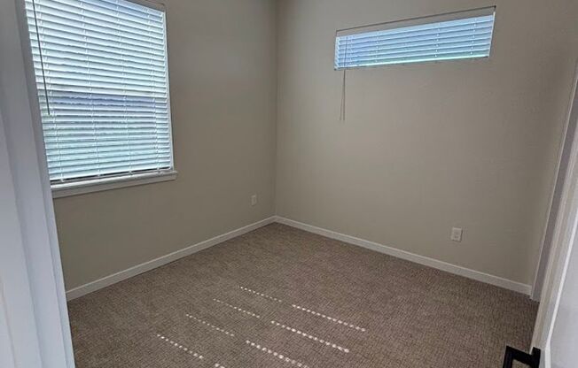 2 beds, 2 baths, 720 sqft, $1,999, Unit 820 #301