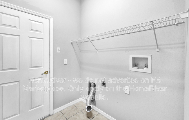 1014 BELLA VIS DR NE