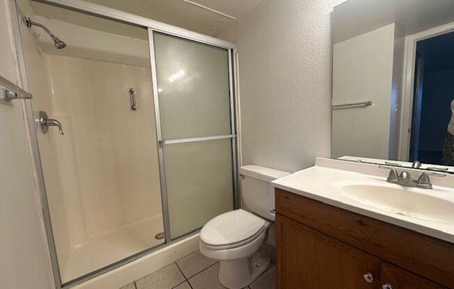 3 beds, 2 baths, $1,699, Unit # 113